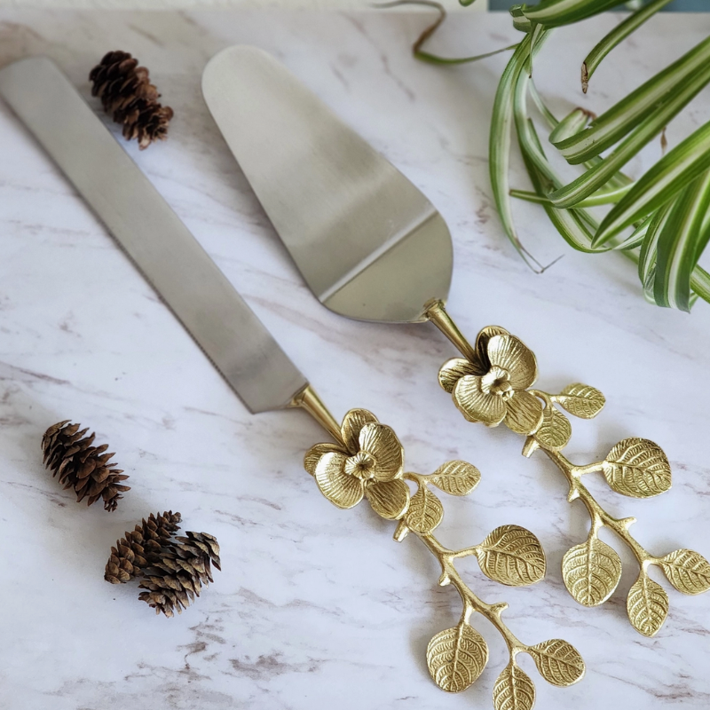 Gold Knife & Server Set