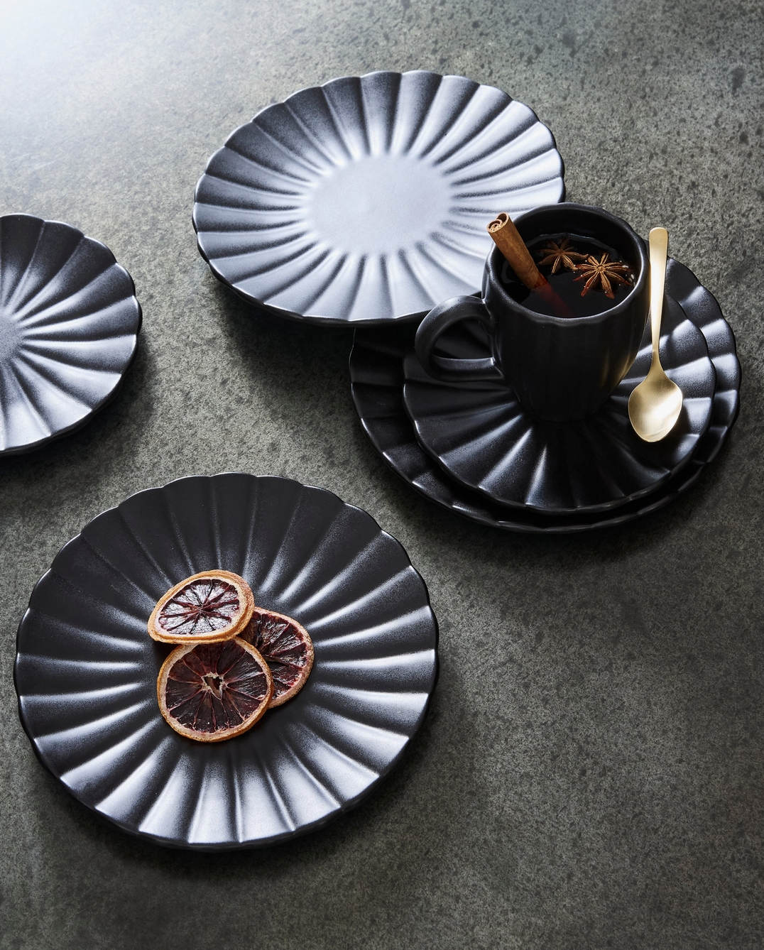 Lafayette Salas Plate - Set of 4