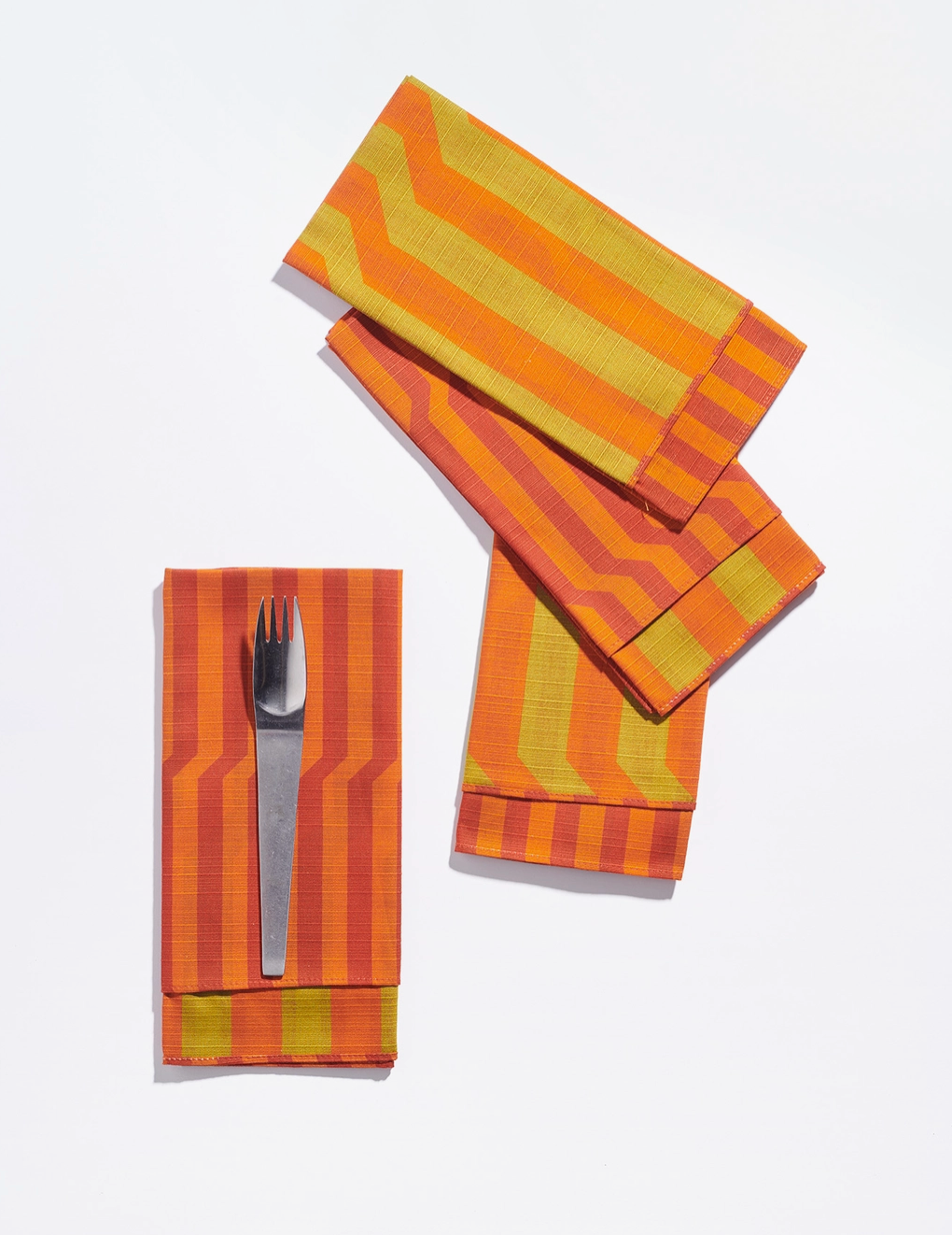 Vermillion Dinner Napkin - Set of 4