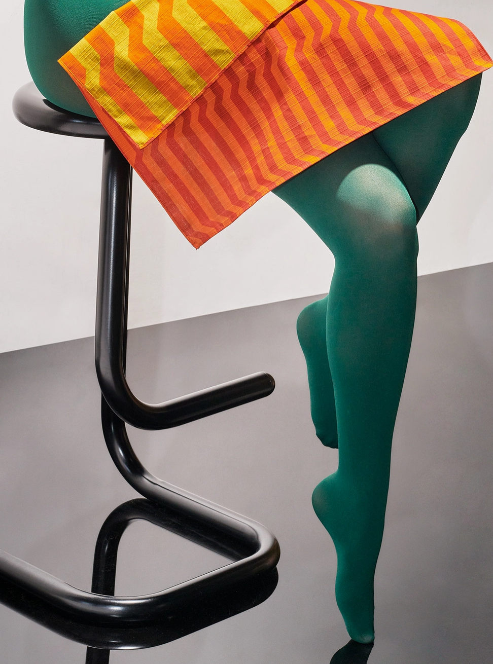 Vermillion Dinner Napkin - Set of 4